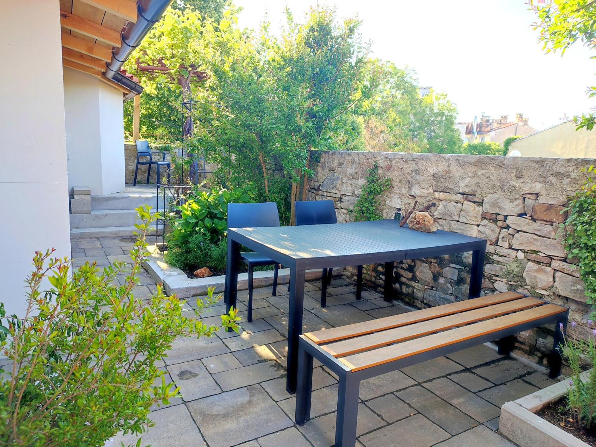 Center - With A Beautiful Terrace Apartment
