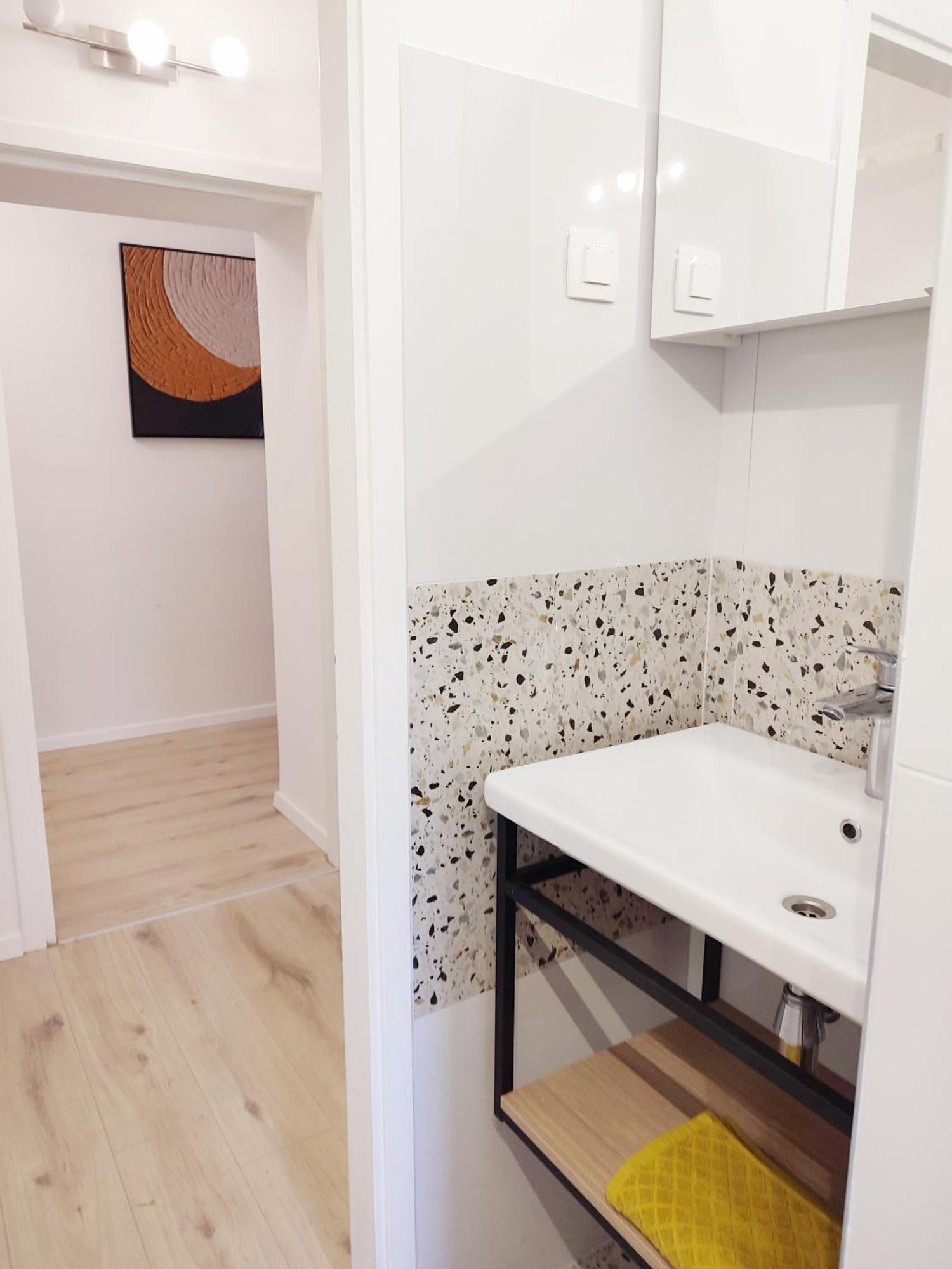 Apartman Center - With A Beautiful Terrace Pula