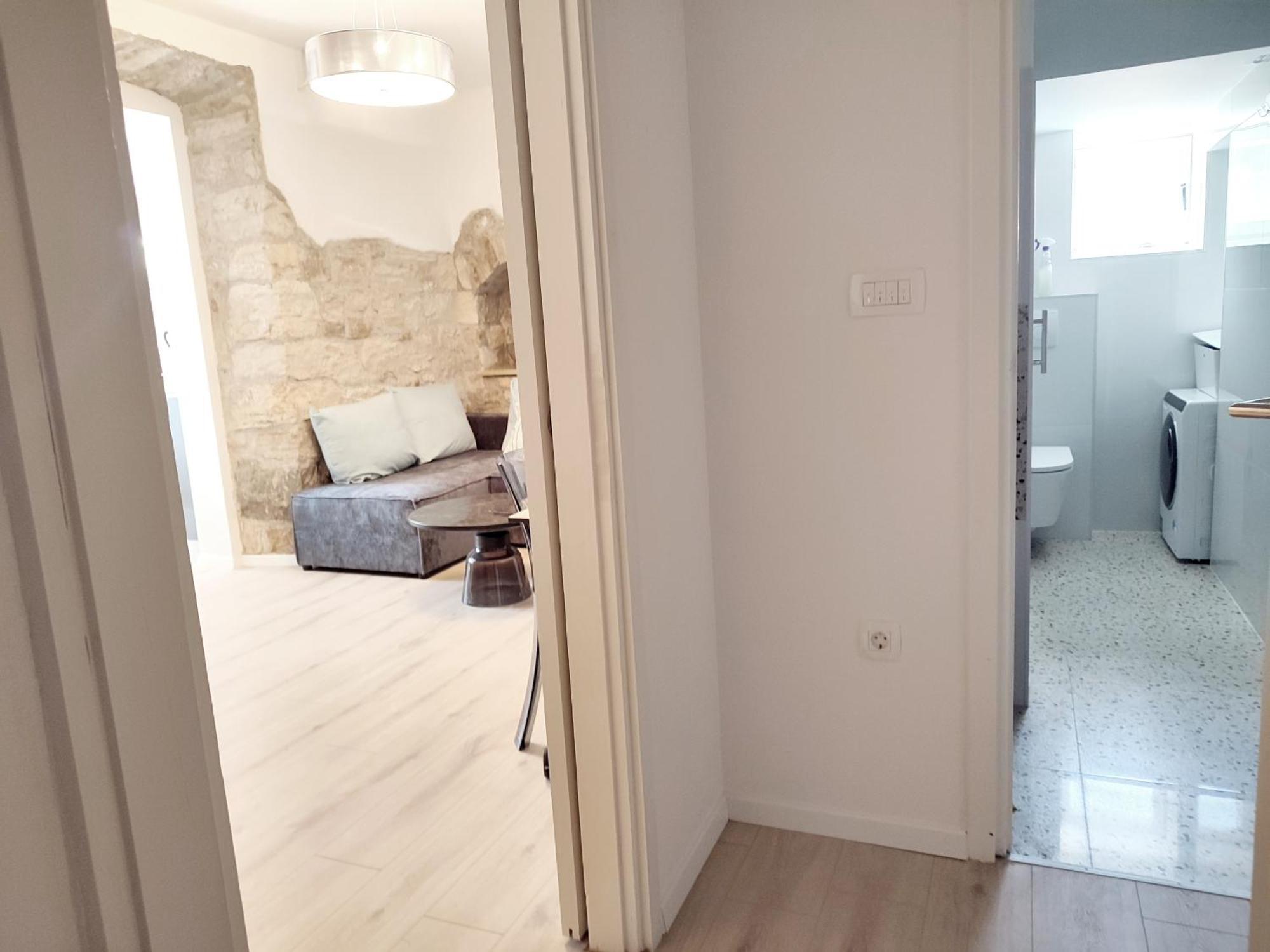 Center - With A Beautiful Terrace Apartman