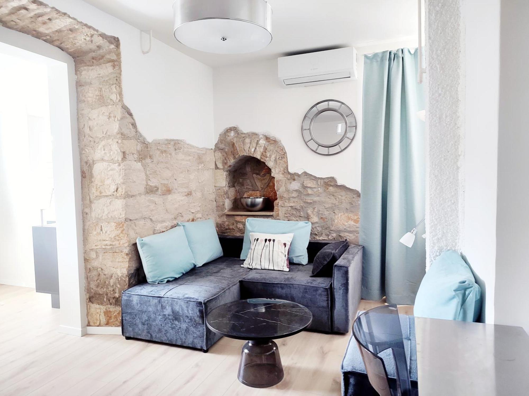 Apartman Center - With A Beautiful Terrace Pula